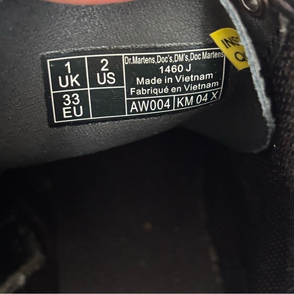 Dr. Martens 1460 Kids Boots Size US 2 Black Patent Leather - Picture 8 of 9